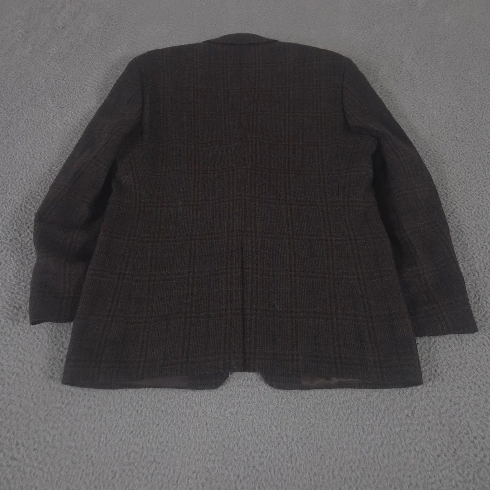 Men's Brown Plaid Blazer - Classic Tailored Jacket